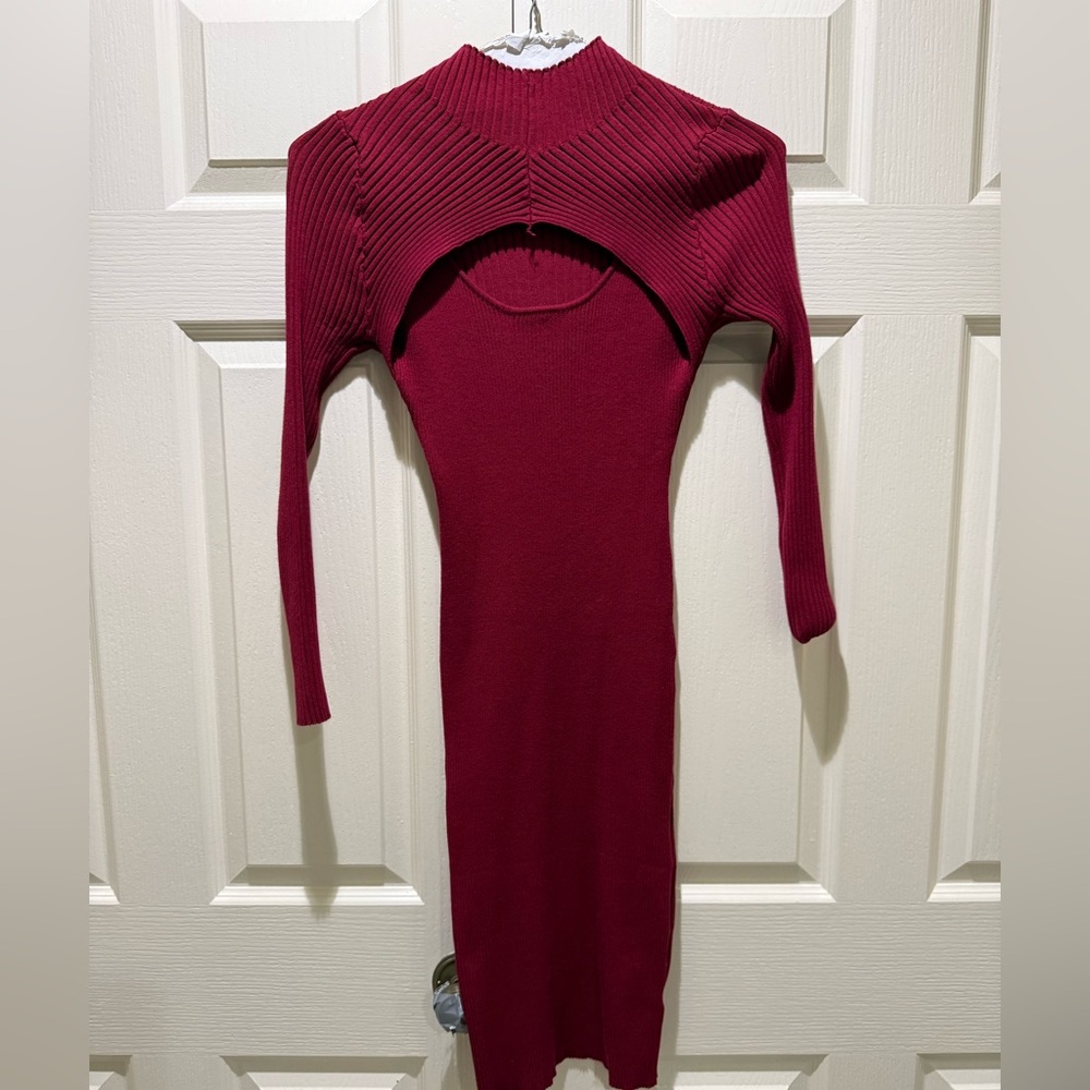 Almost Famous Deep Red Long Sleeve Dress